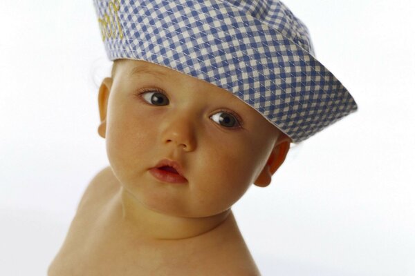 Mignon bébé au Panama à Carreaux