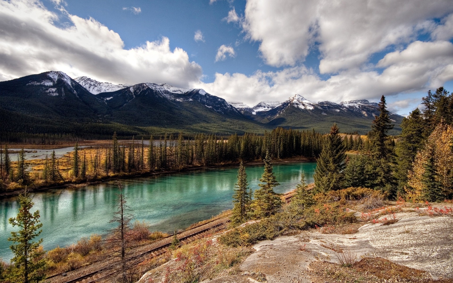 paysage lac eau nature montagnes paysage réflexion voyage neige bois automne à l extérieur ciel scénique rivière montagnes forêt