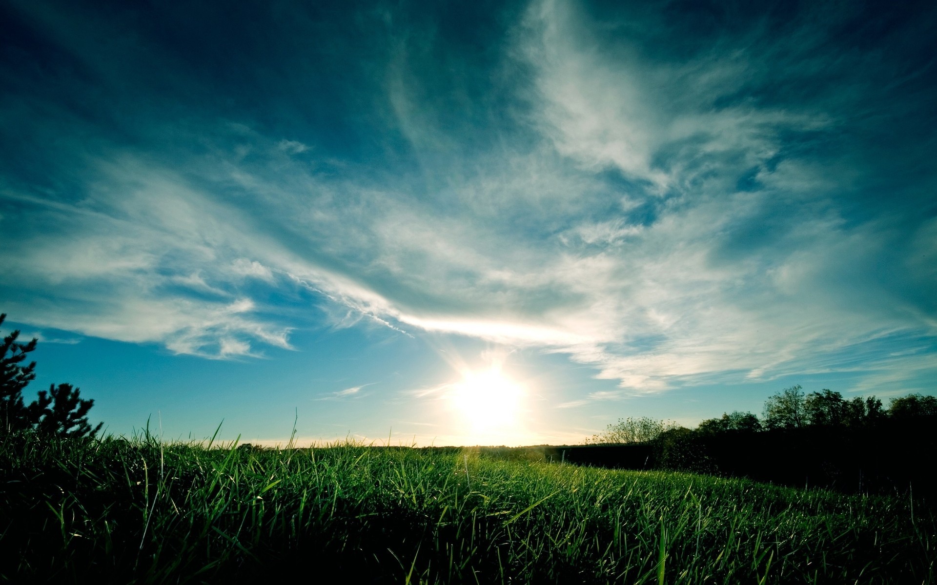 landschaft sonne sonnenuntergang natur dämmerung himmel gutes wetter gras des ländlichen weide feld landschaft landschaft sommer im freien bauernhof licht steine meer wasser wellen