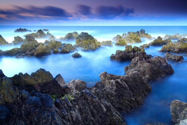 An exciting sea with rocks