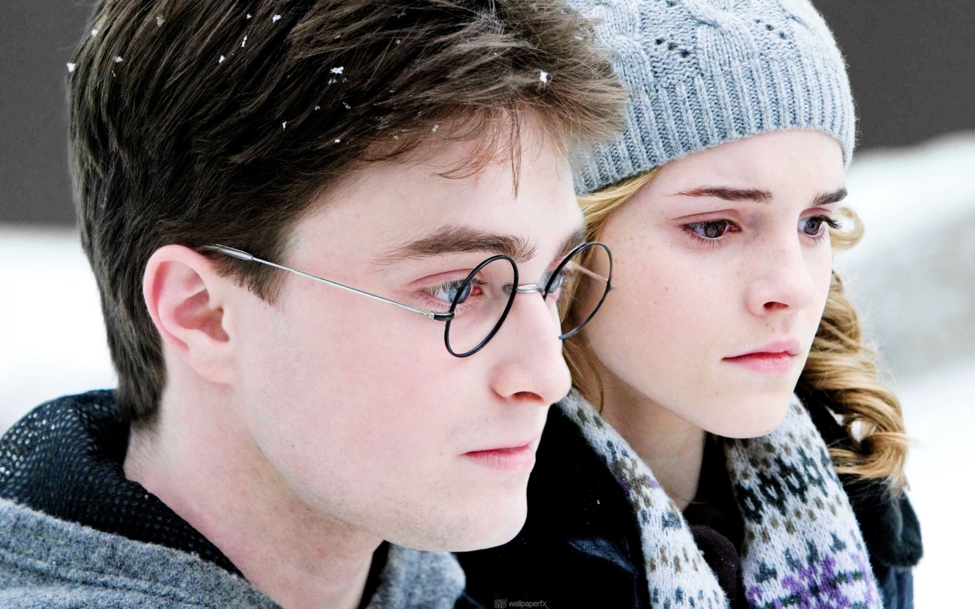 películas mujer moda frío invierno amor hombre joven bufanda lindo bonito romance retrato harry potter emma watson daniel radcliffe