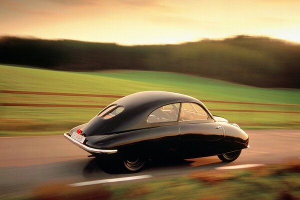 Classic / old cars voiture pour les routes asphaltées