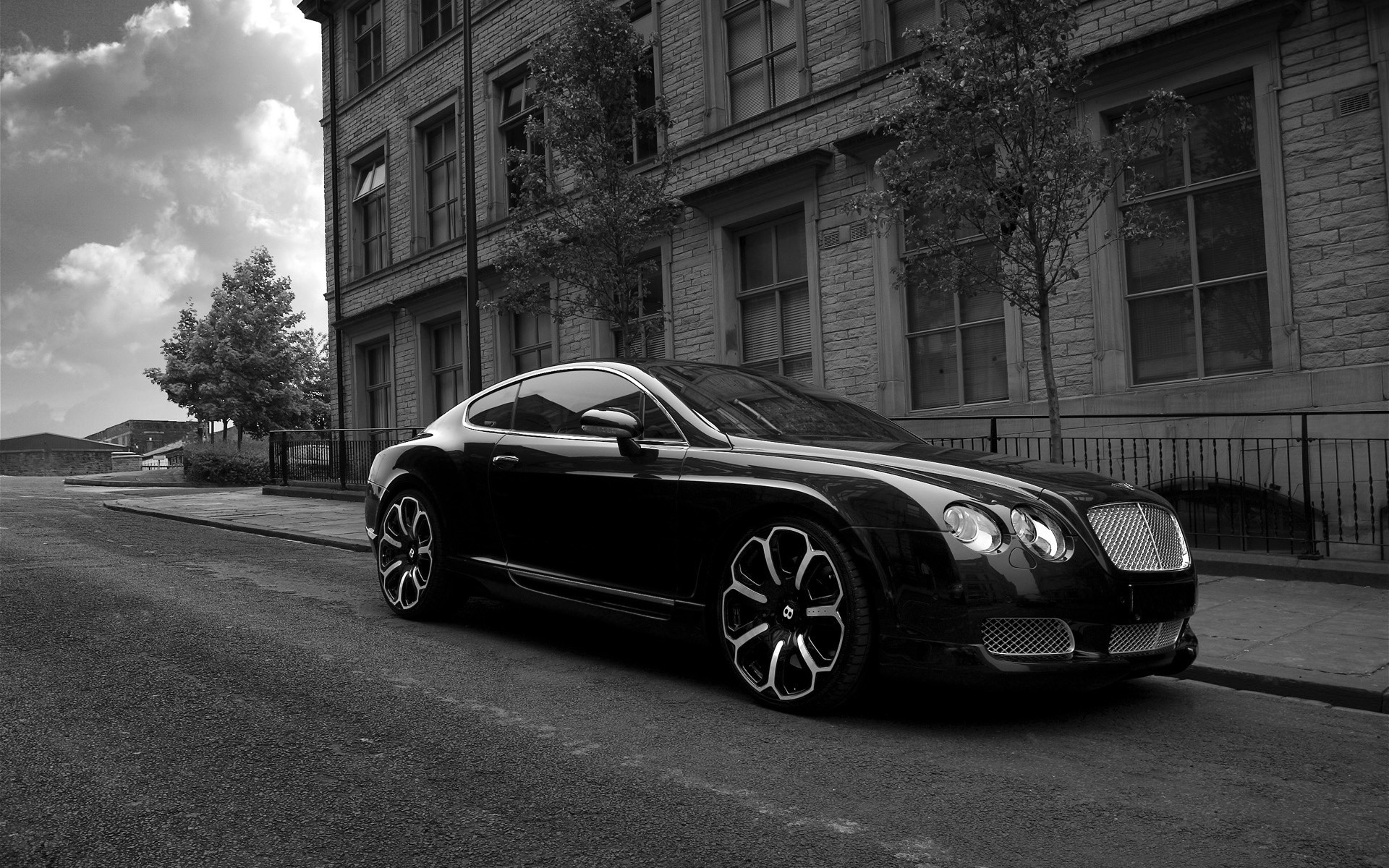 bentley voiture voiture rue trottoir monochrome système de transport route asphalte roues bentley gts