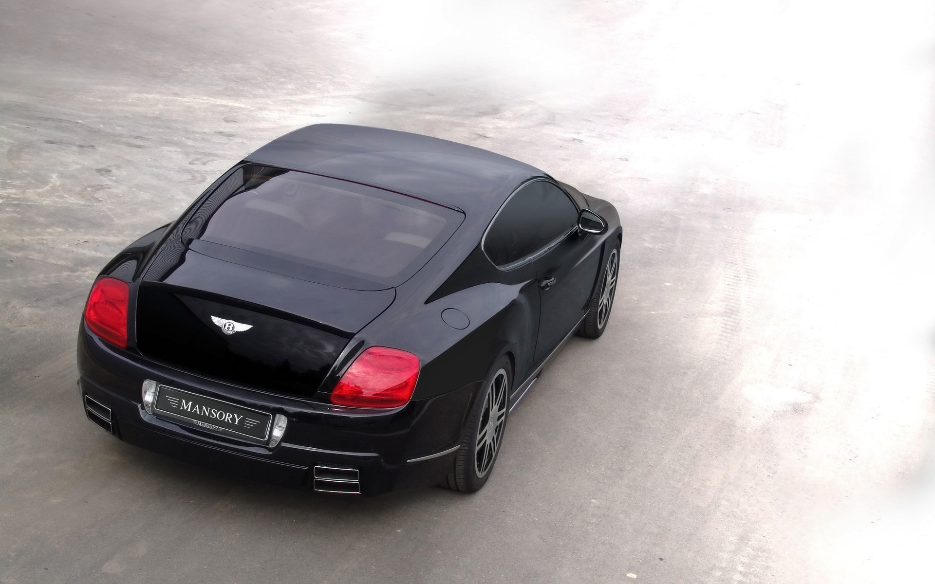 bentley car vehicle fast transportation system asphalt snow winter wheel hurry road travel bentley gt