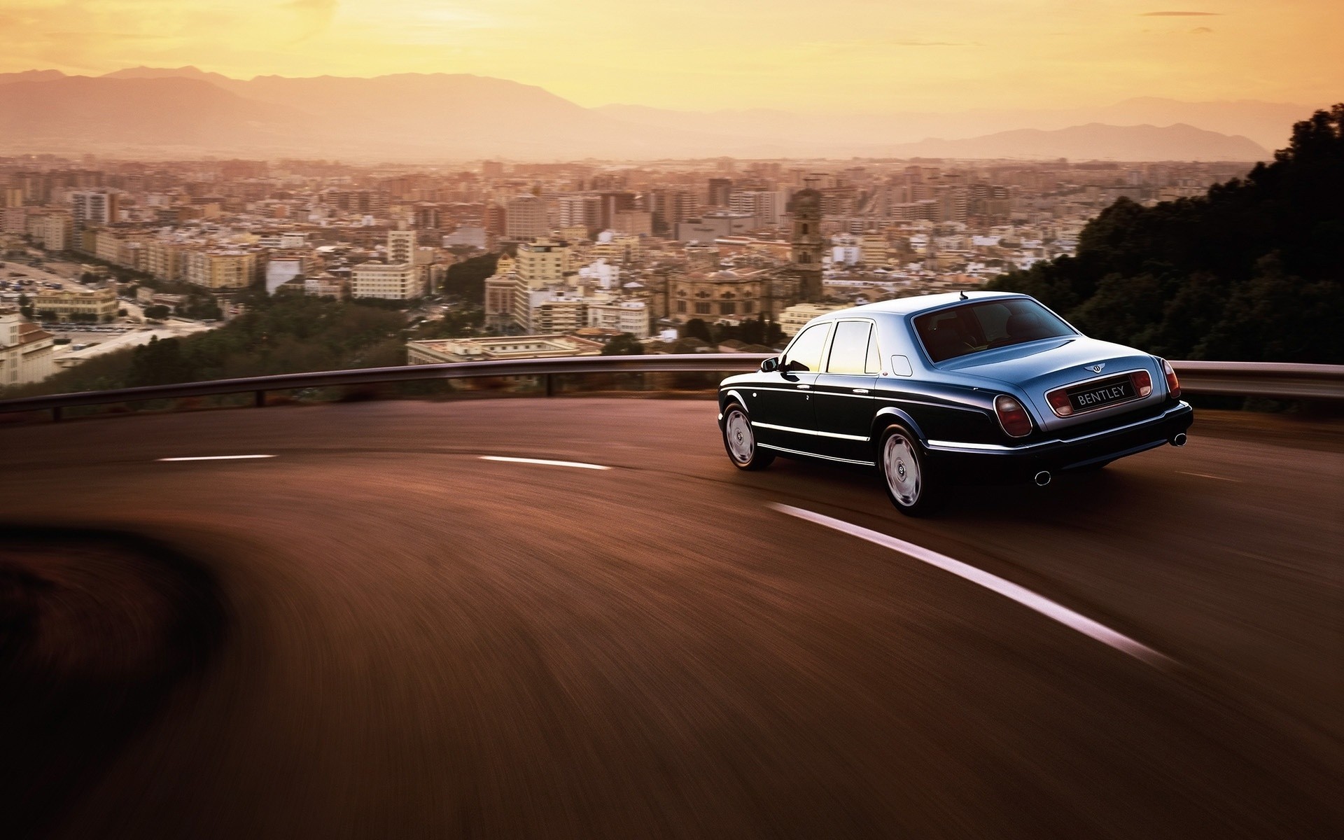 bentley coche coche carretera sistema de transporte desenfoque calle prisa viajes acera asfalto acción negro puesta de sol bentley arnage