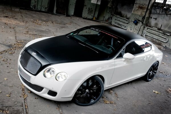 Cool Bentley Sports Supercar