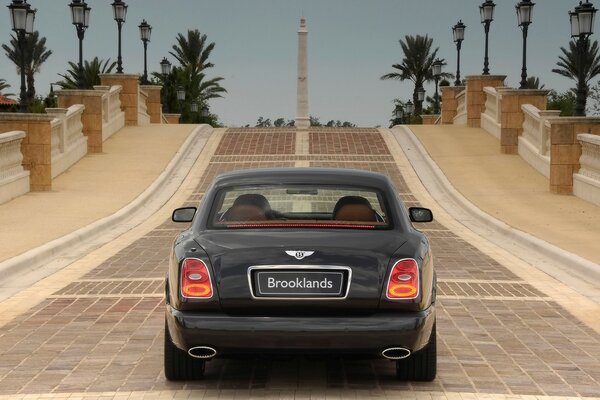 Viaje en coche en Bentley por Turquía