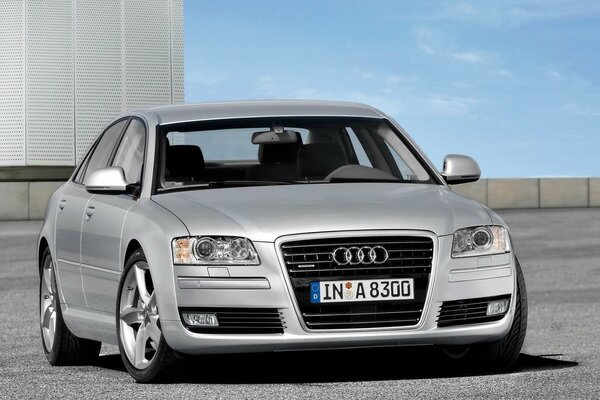 Ыңғайлы седан автомобиль audi