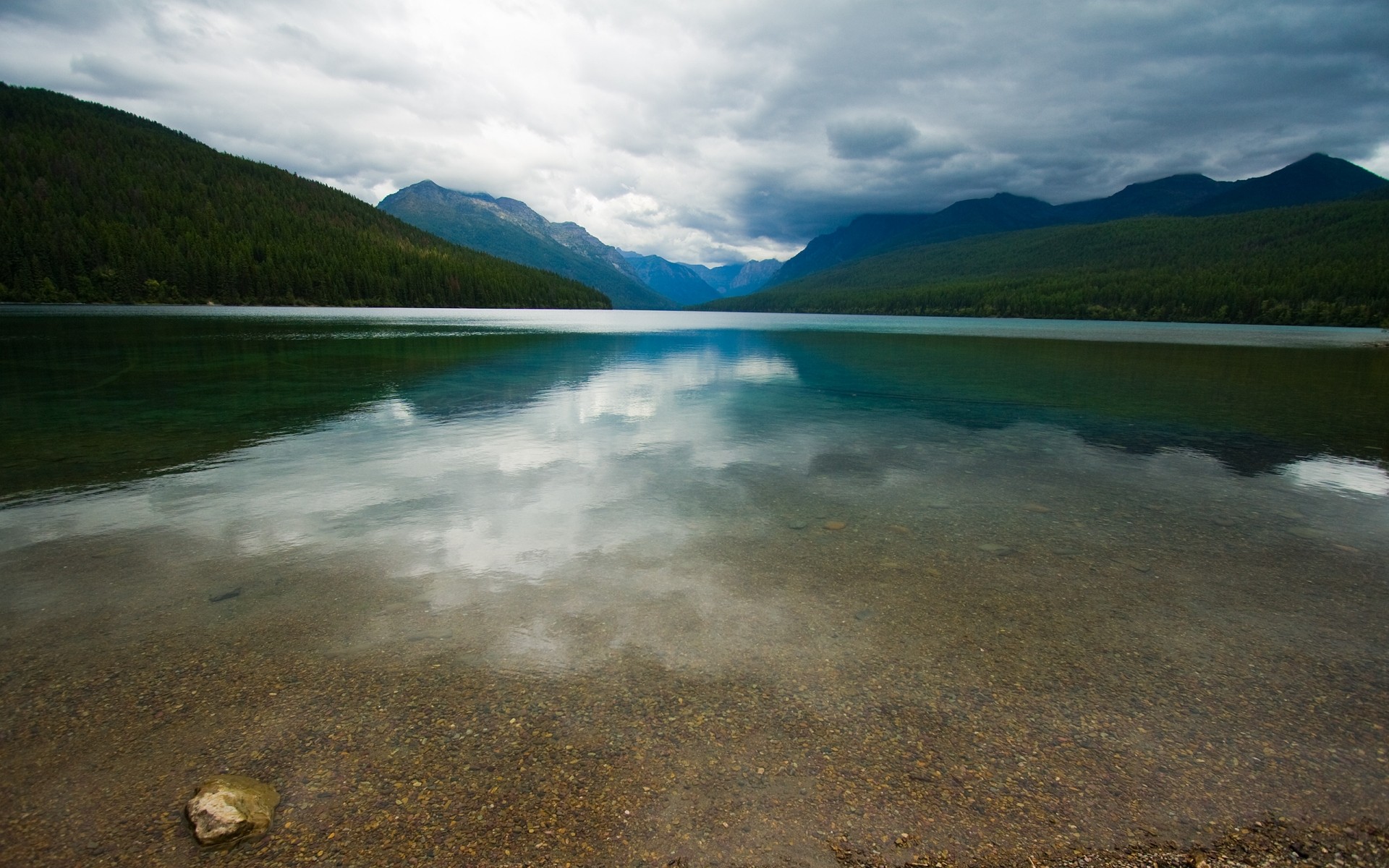 пейзажи воды пейзаж путешествия озеро природа река горы небо на открытом воздухе дерево пляж живописный дневной свет моря отражение горы лес