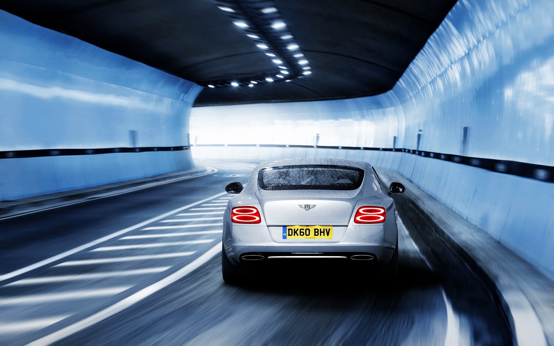 bentley voiture système de transport flou rapide voiture dépêchez-vous route asphalte voyage trafic embouteillage tunnel vitesse autoroute rue bentley continental gt