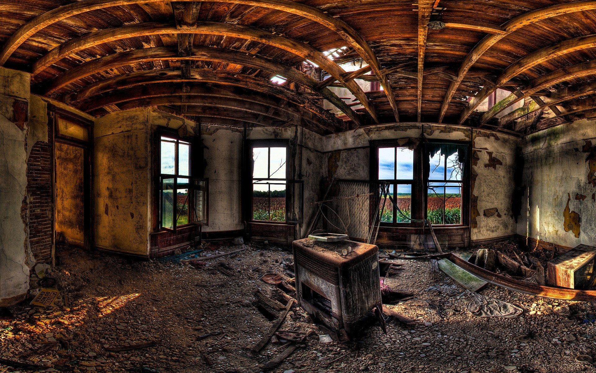 processamento de fotos abandonado decadência velho assustador quebrado arquitetura madeira casa falha dentro de casa vazio rústico dentro de casa casa drh