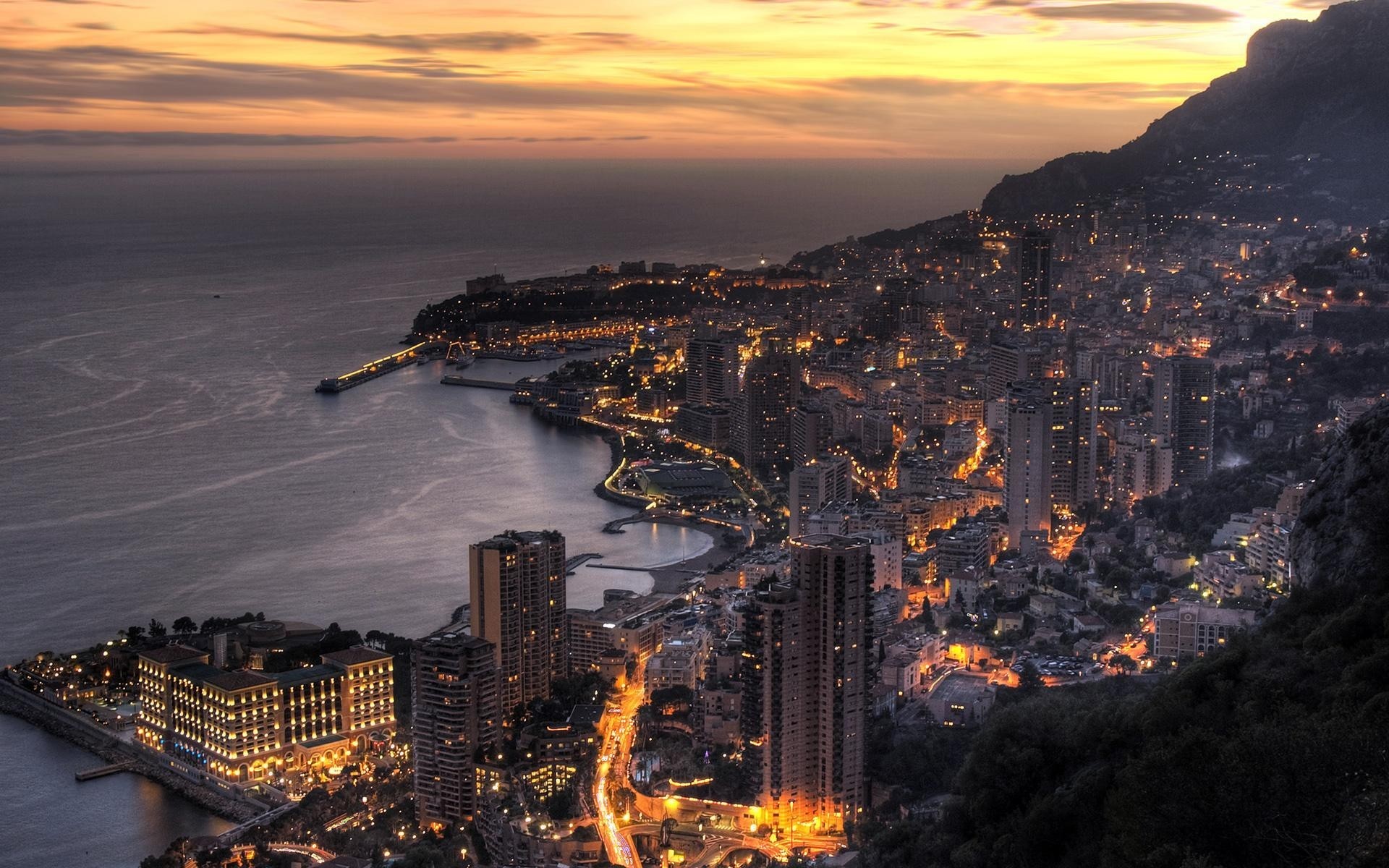 otras ciudades ciudad viajes agua puesta de sol paisaje noche arquitectura luz casa crepúsculo mar ciudad ciudad luz noche