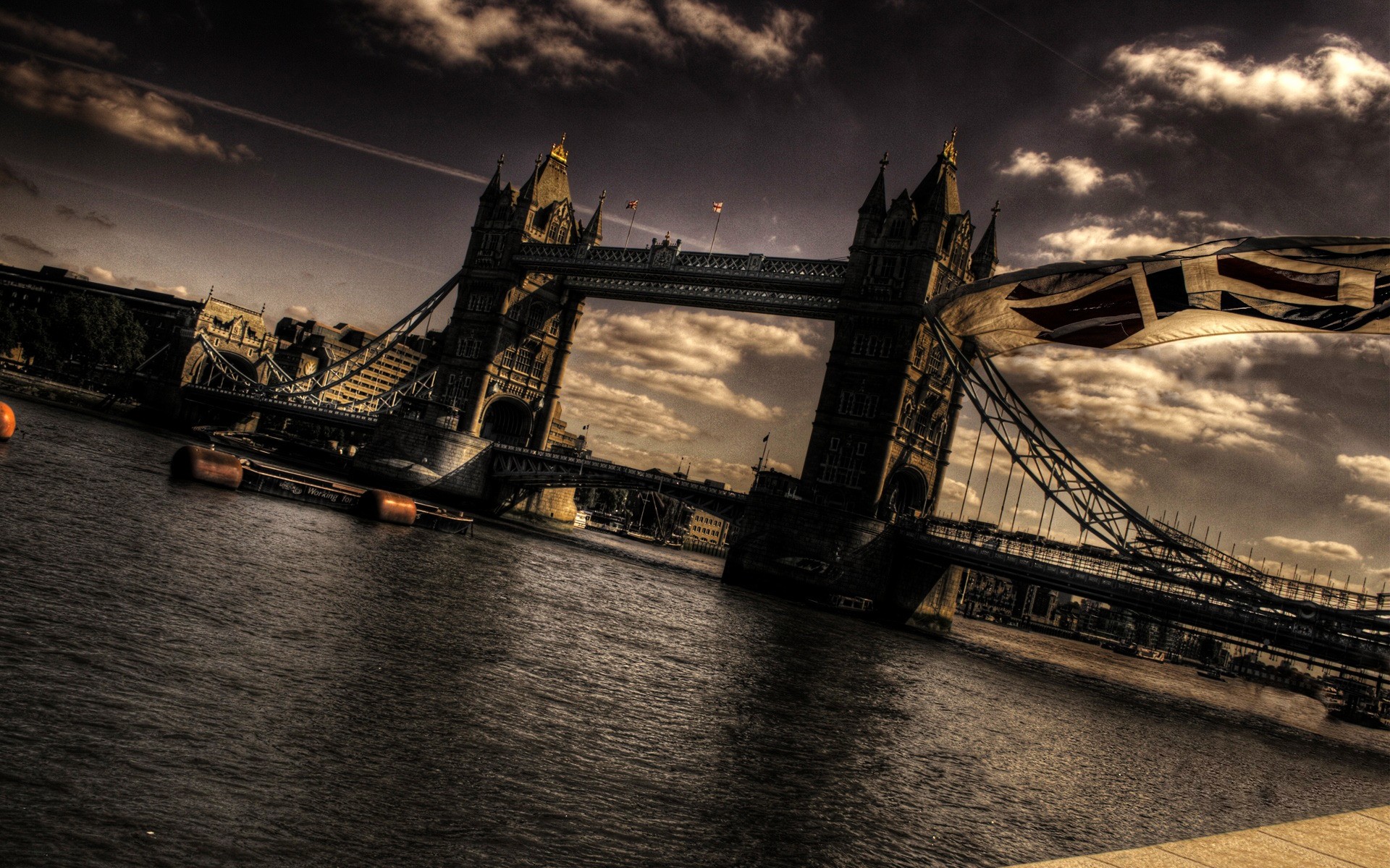 reino unido puente agua río viajes puesta del sol ciudad arquitectura cielo sistema de transporte amanecer noche coche puente colgante luz reflexión puente levadizo crepúsculo urbano inglaterra vacaciones