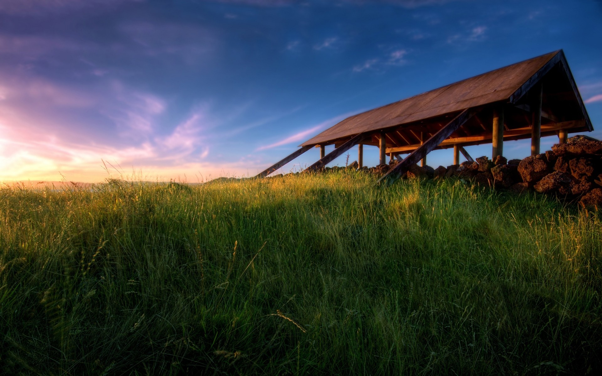 paysage herbe ciel coucher de soleil paysage nature en plein air champ rural aube soleil campagne nuages bleu