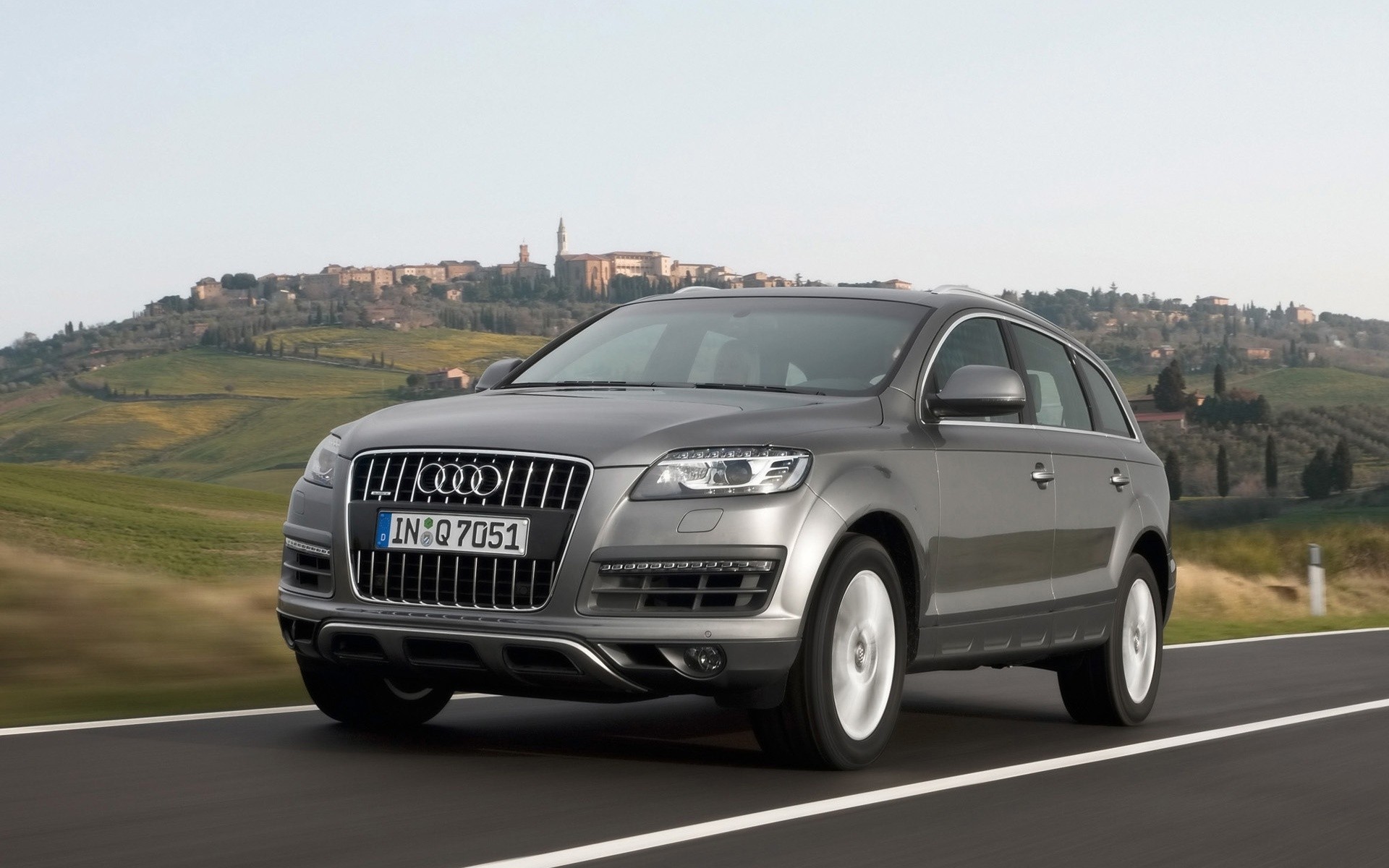 audi car vehicle asphalt transportation system road hurry blacktop drive fast pavement audi q7