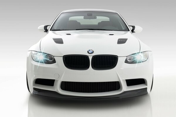 Vorsteiner gts3 BMW M3 delantero 2009