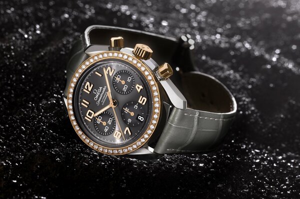 Часы омега speedmaster золотые