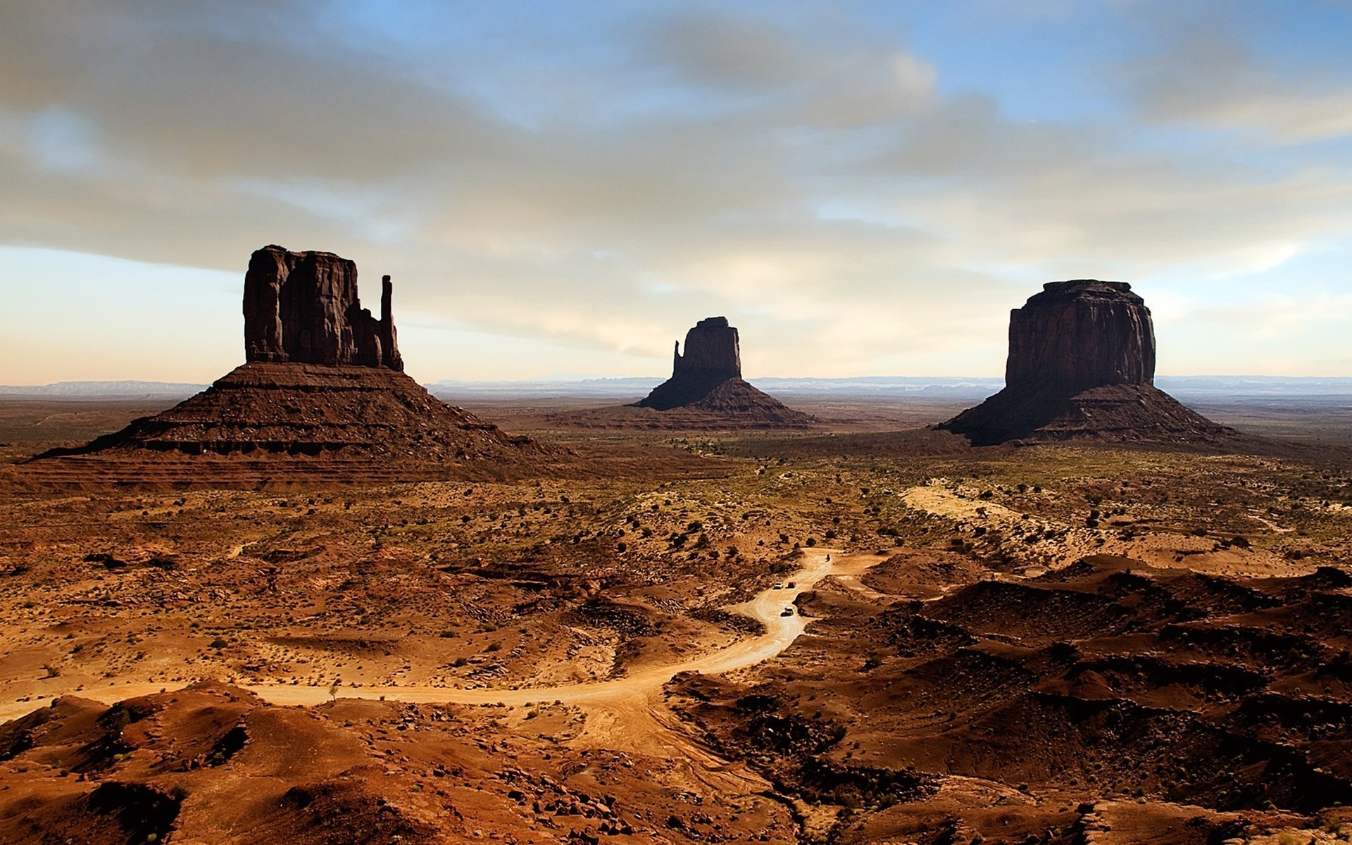 paisaje desierto paisaje puesta de sol viajes roca amanecer arenisca estéril al aire libre cielo geología arida luz del día arena montañas escénico remoto piedras piedras fondo