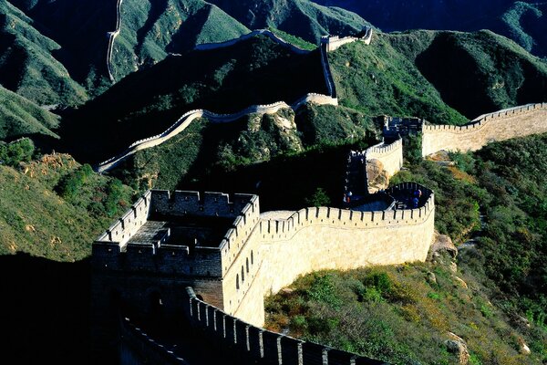 Castillo en China, montañas, foto de la arquitectura