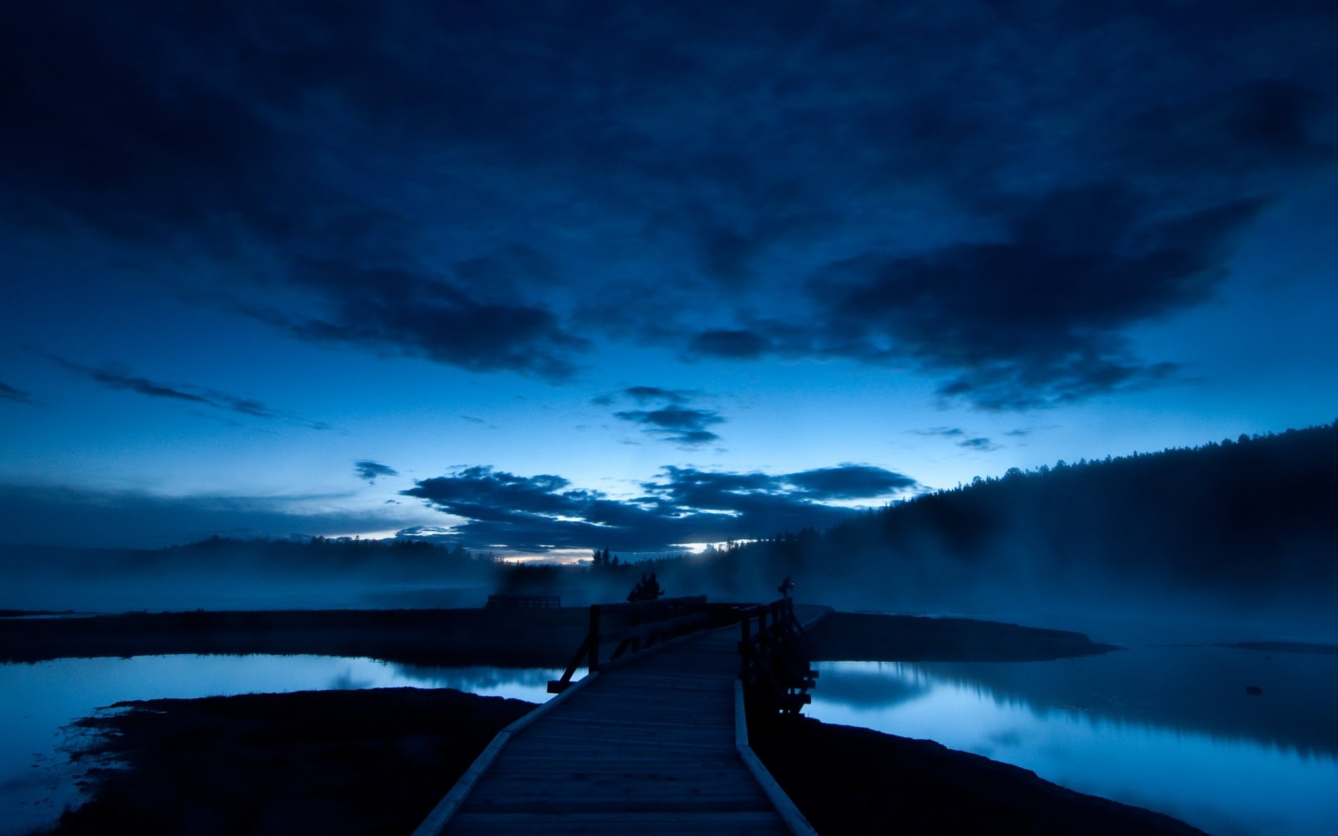 озеро мостик небо закат без смс