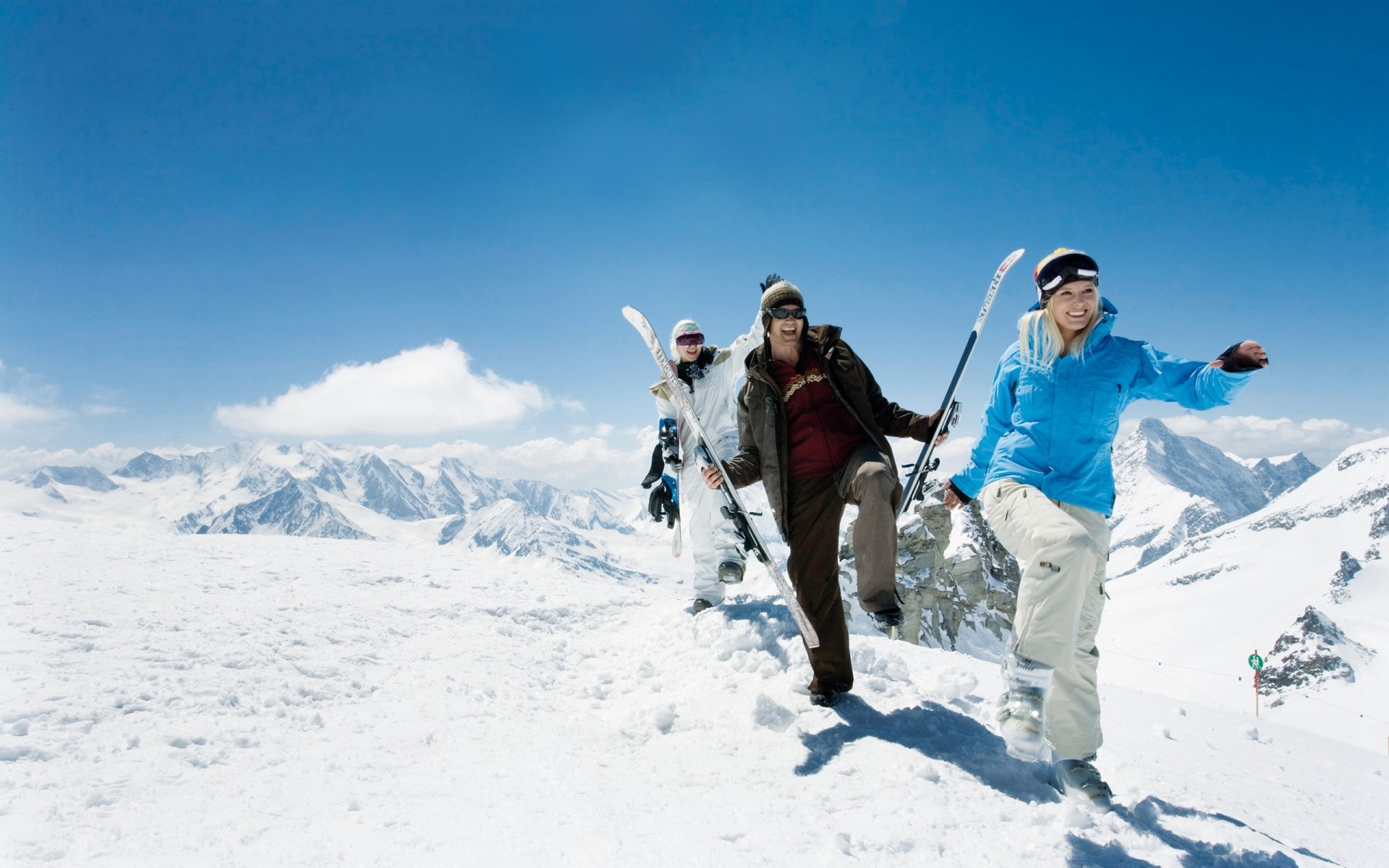 invierno nieve vacaciones aventura ocio placer frío subir montaña esquí deporte