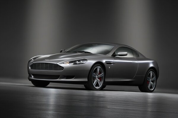 Foto del Aston Martin negro