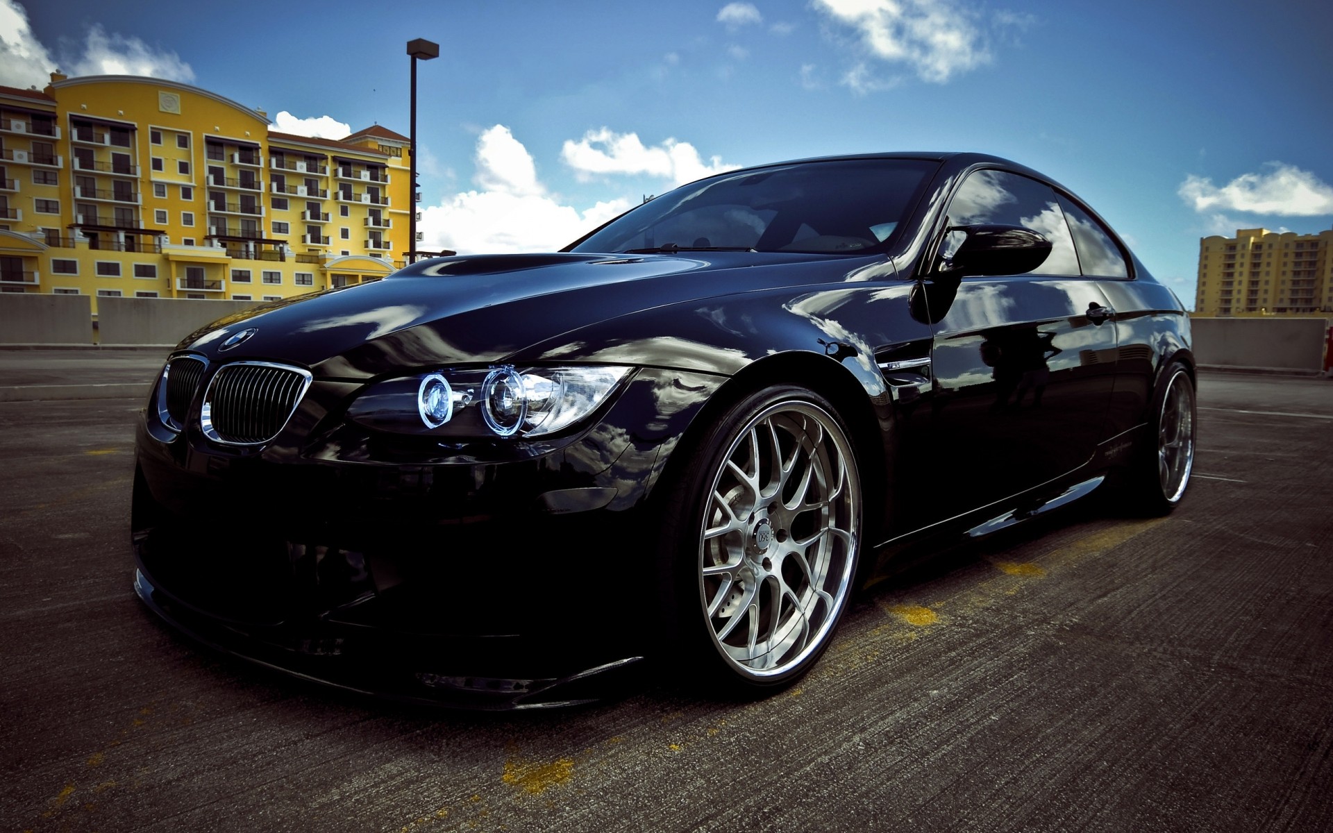 bmw voiture voiture système de transport automobile roues trottoir rapide lecteur coupé luxe midi noir asphalte berline bmw m3