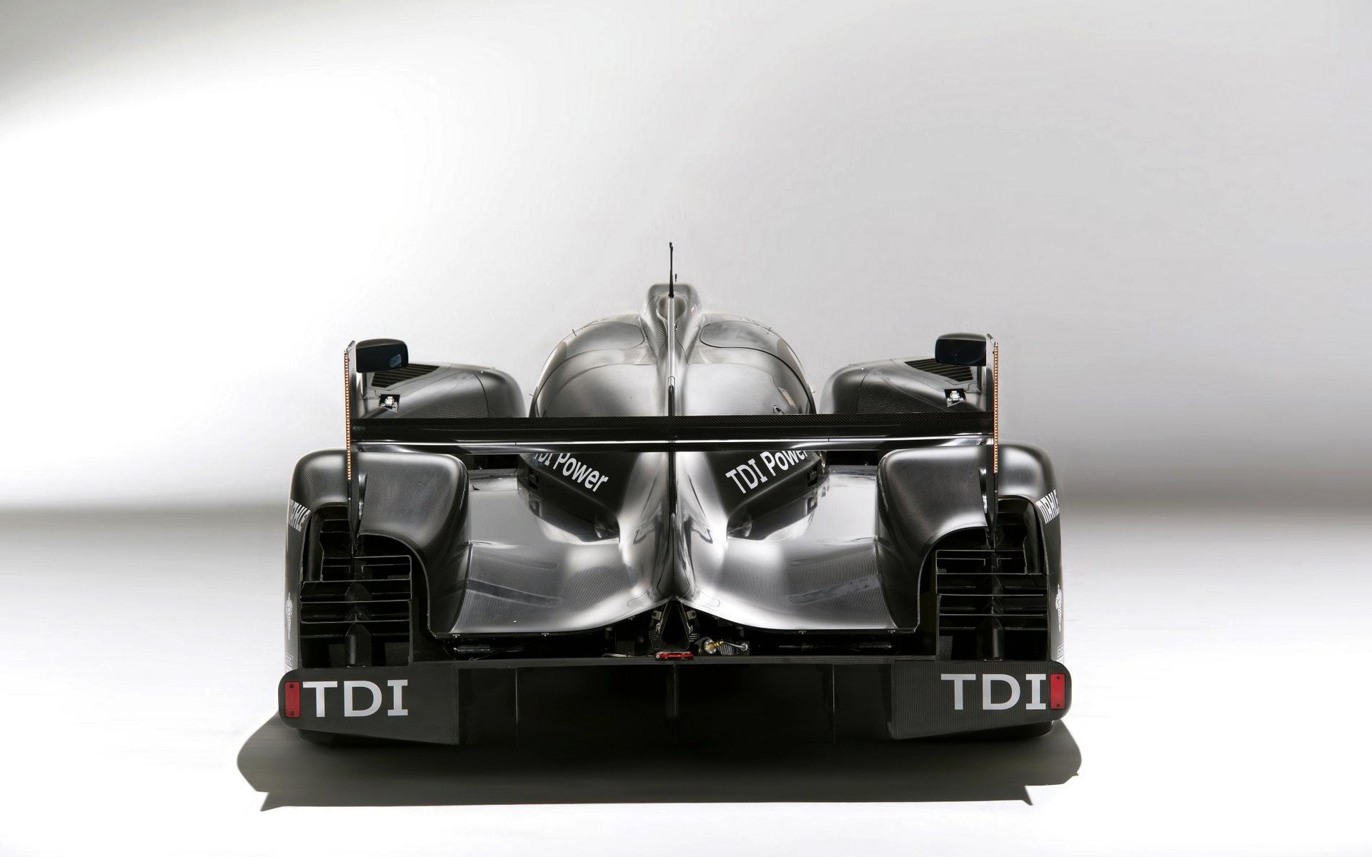 audi auto macht klassisch isoliert transportsystem technologie auto ausrüstung audi r18