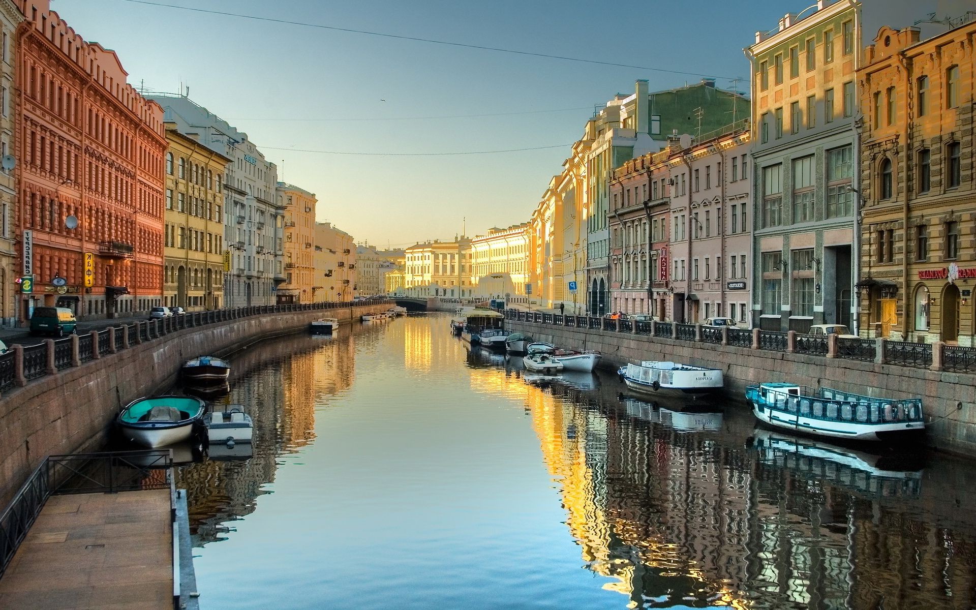 miasta architektura woda dom podróże kanał miasto most turystyka na zewnątrz niebo odbicie rzeka miasto dom miasto