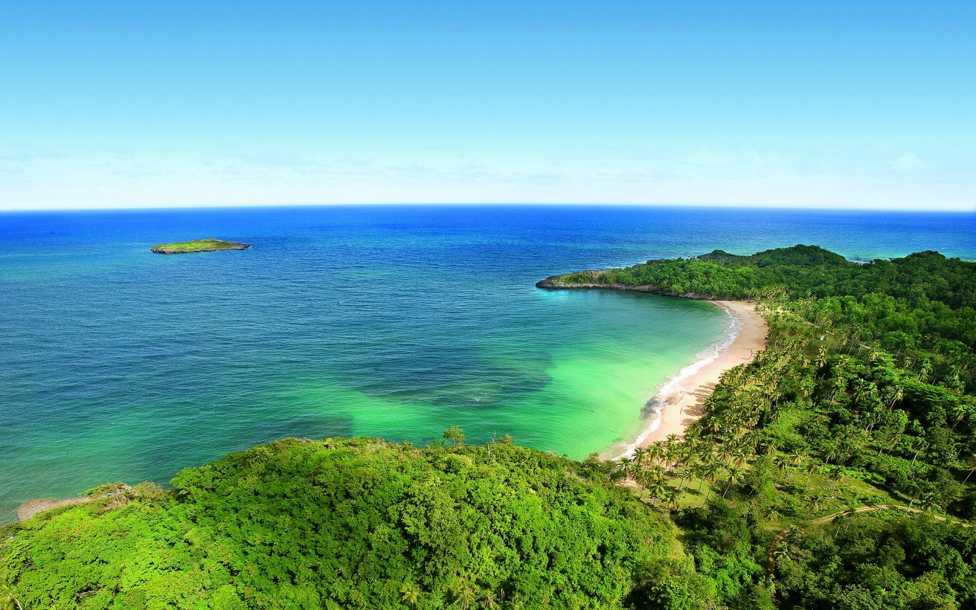 paysage eau mer plage voyage île mer océan été tropical nature paysage paysage ciel sable baie à l extérieur idyllique turquoise scénique forêt fond