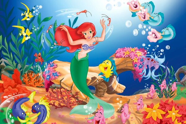 La petite sirène Ariel et flaunder dansent