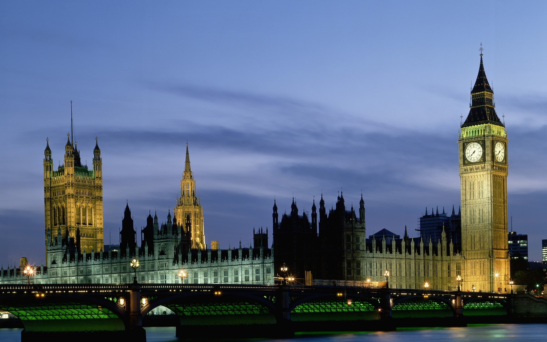 reino unido parlamento arquitectura administración ciudad viajes casa reloj torre río gótico al aire libre crepúsculo cielo ciudad urbano castillo noche skyline iluminado big ben campana londres reino unido