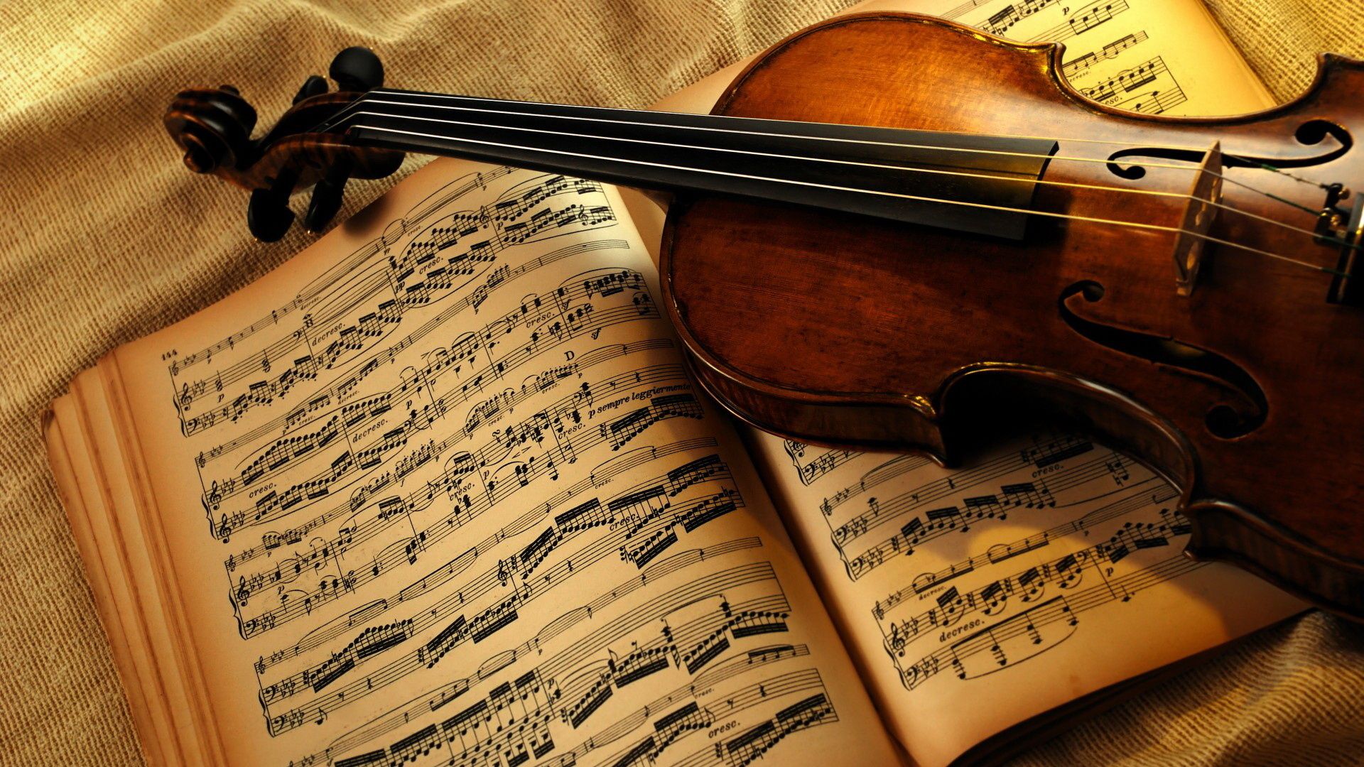 musical instruments violin wood classical music classic viola instrument music symphony violinist orchestra bowed stringed instrument harmony antique musician note old cello chamber offense
