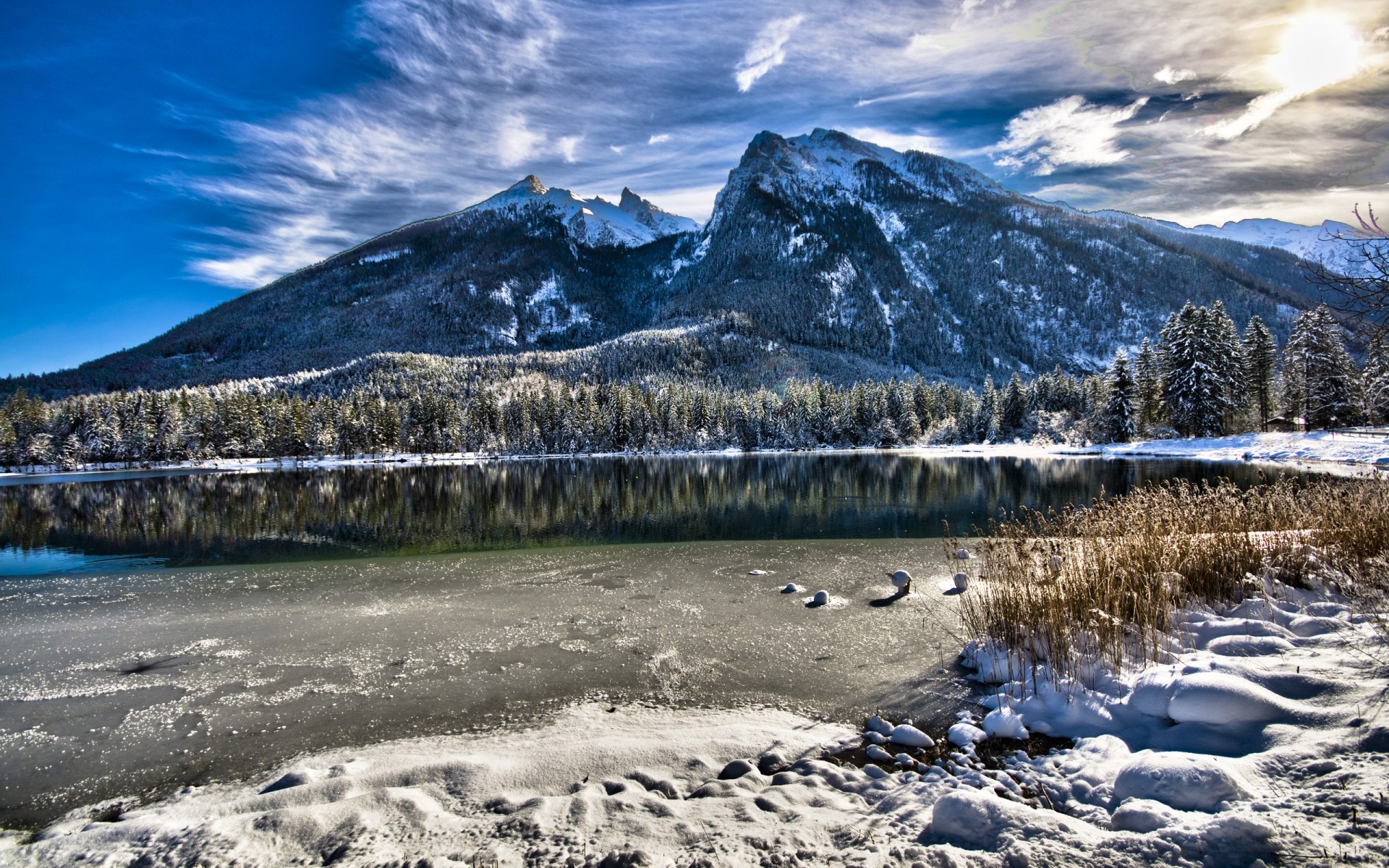 winter snow mountain landscape water nature sky scenic ice travel outdoors lake cold mountain peak scenery rocks mountains