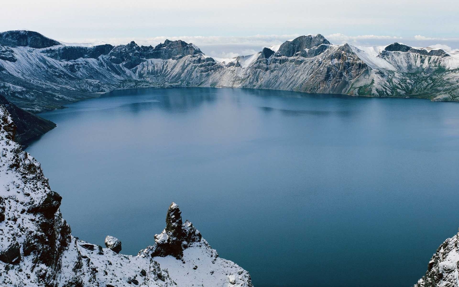 inverno neve acqua ghiaccio montagna viaggi lago paesaggio ghiacciaio natura gelido all aperto freddo iceberg cielo