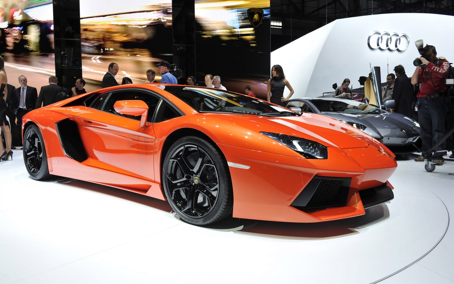 lamborghini auto corse auto guidare concorso ruote sistema di trasporto pista sport automobilistici campionato veloce fretta automobilistico fiera internazionale autista prototipo lamborghini aventador