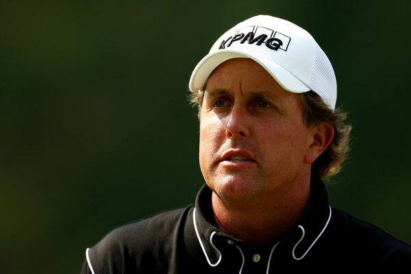 Golfeur. Homme dans une casquette de baseball