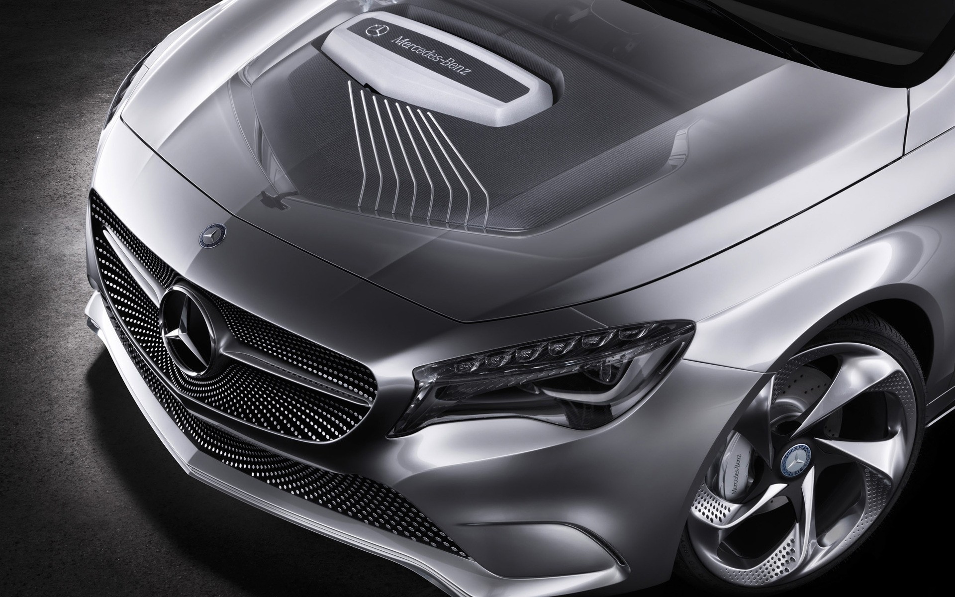 concept cars car automotive chrome wheel vehicle drive modern transportation system fast power sedan speed technology design glazed mercedes benz concept