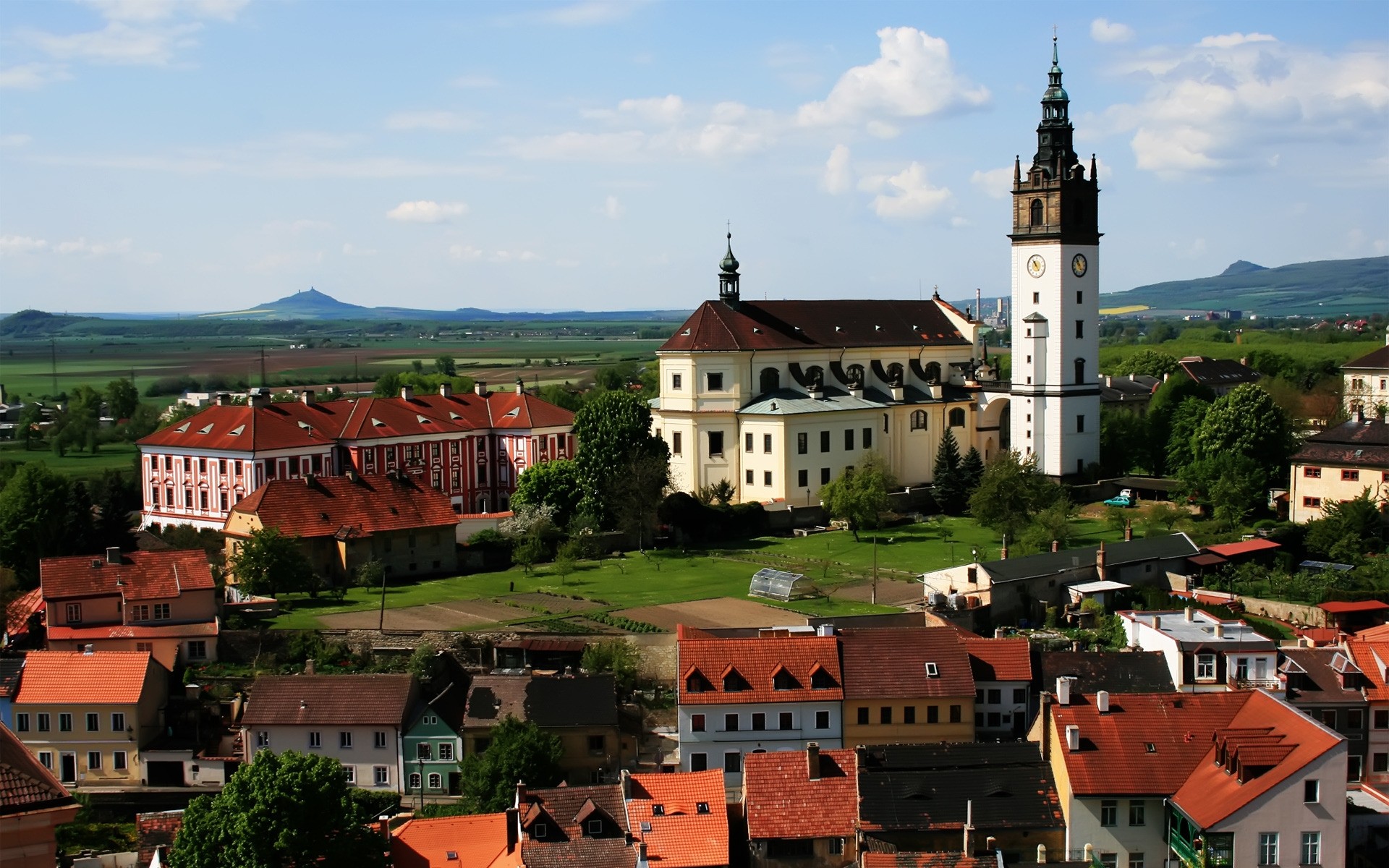 andere städte architektur reisen haus im freien stadt stadt haus kirche himmel wasser alt gotisch tageslicht schloss turm fluss