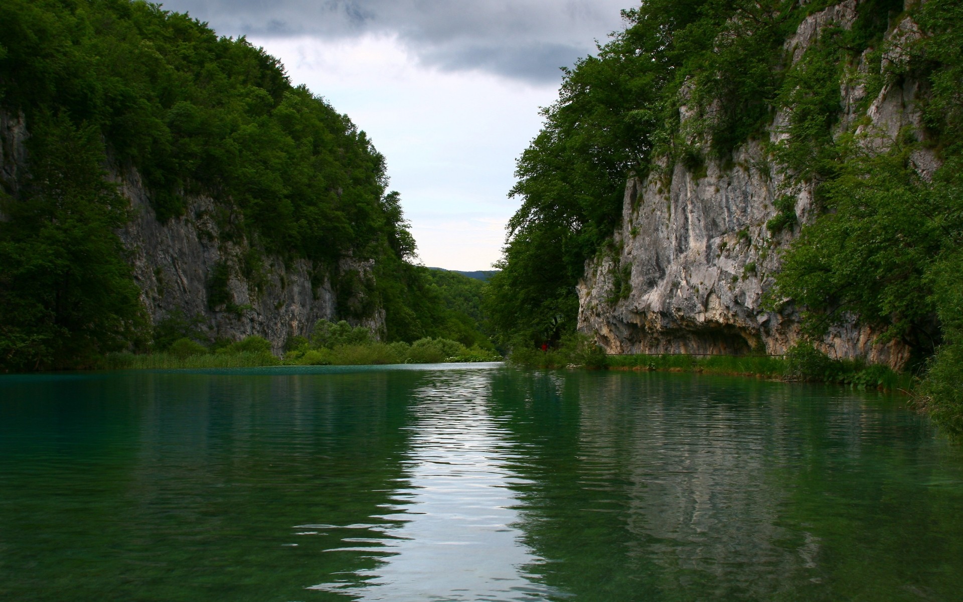 landscapes water river nature landscape travel tree lake summer outdoors wood scenic reflection sky recreation mountains green trees