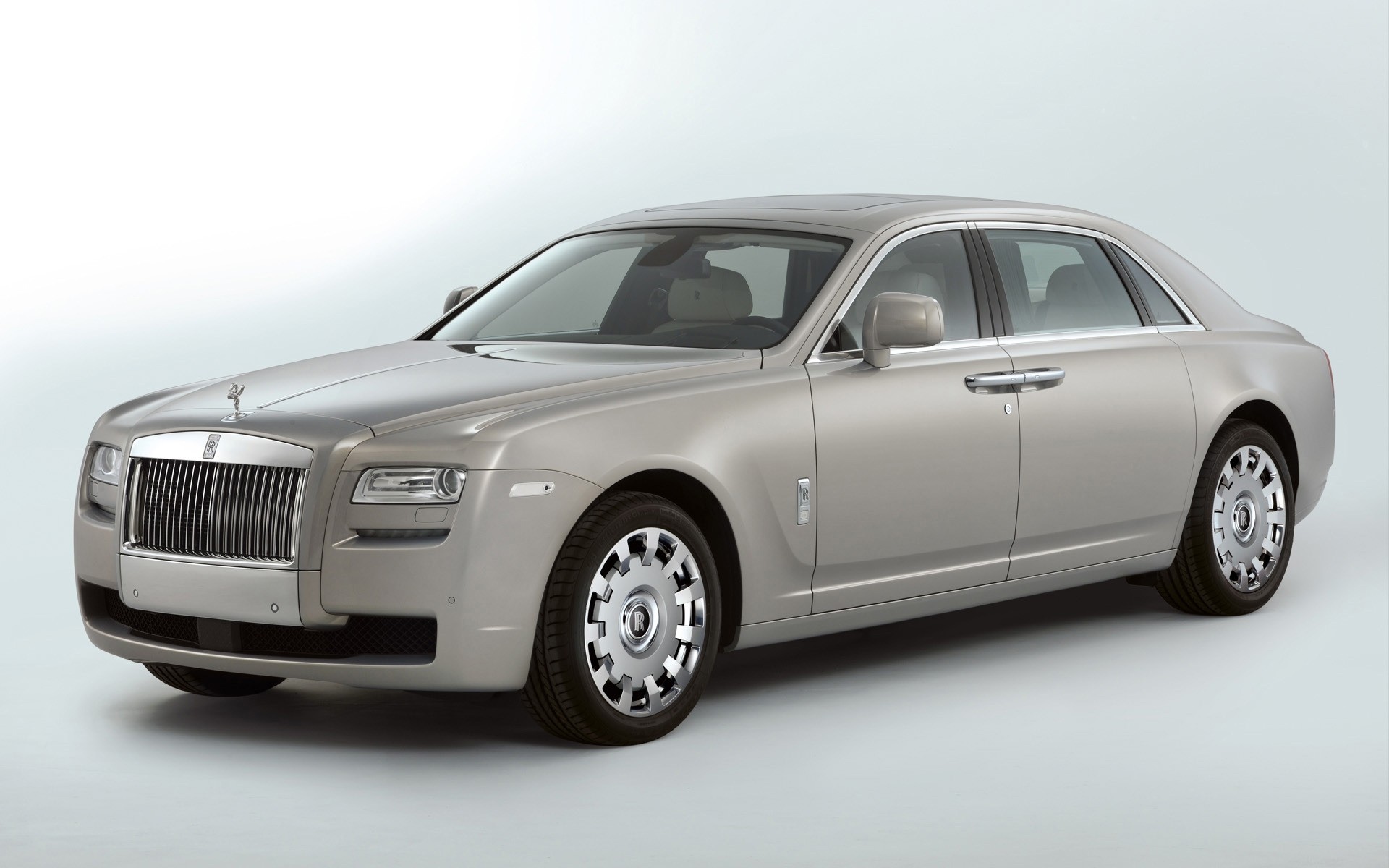 rolls royce автомобіль автомобіль колеса автомобільна седан швидко транспортна система купе полудень диск