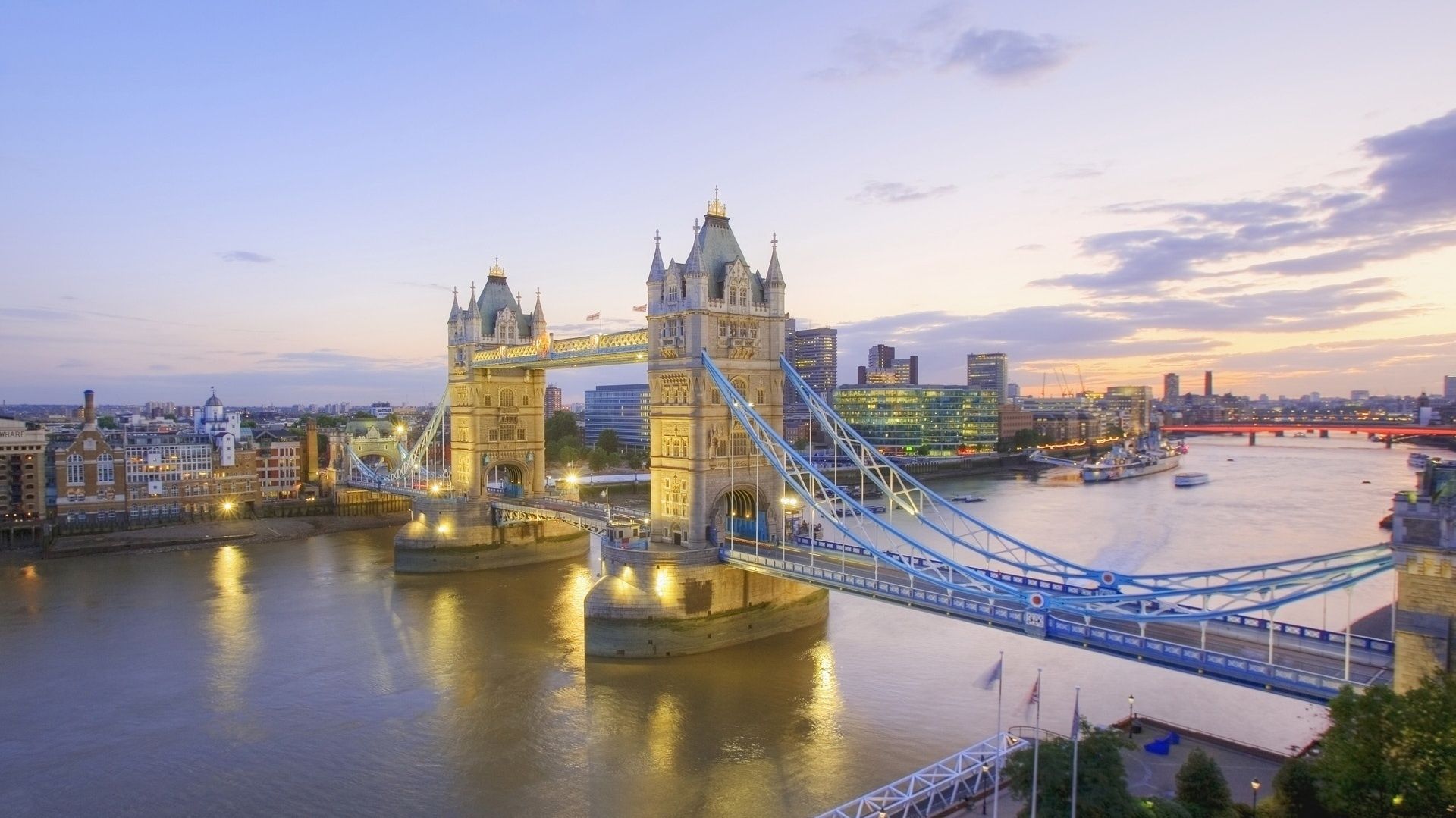 rivers ponds and streams bridge river water travel city architecture dusk urban building reflection evening sky cityscape illuminated outdoors landmark sunset drawbridge skyline