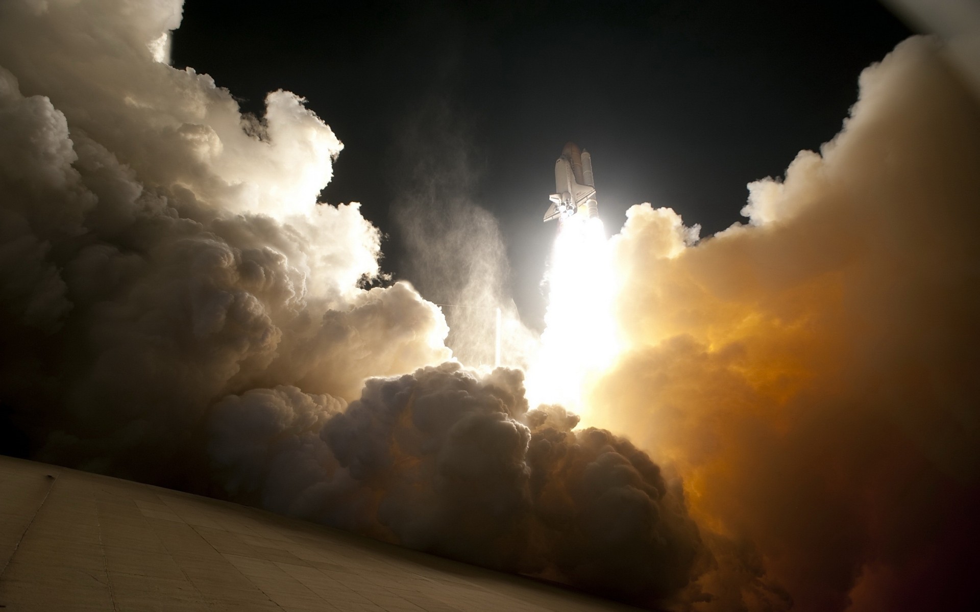 espace fumée coucher de soleil aube ciel lumière paysage nuage tempête soleil