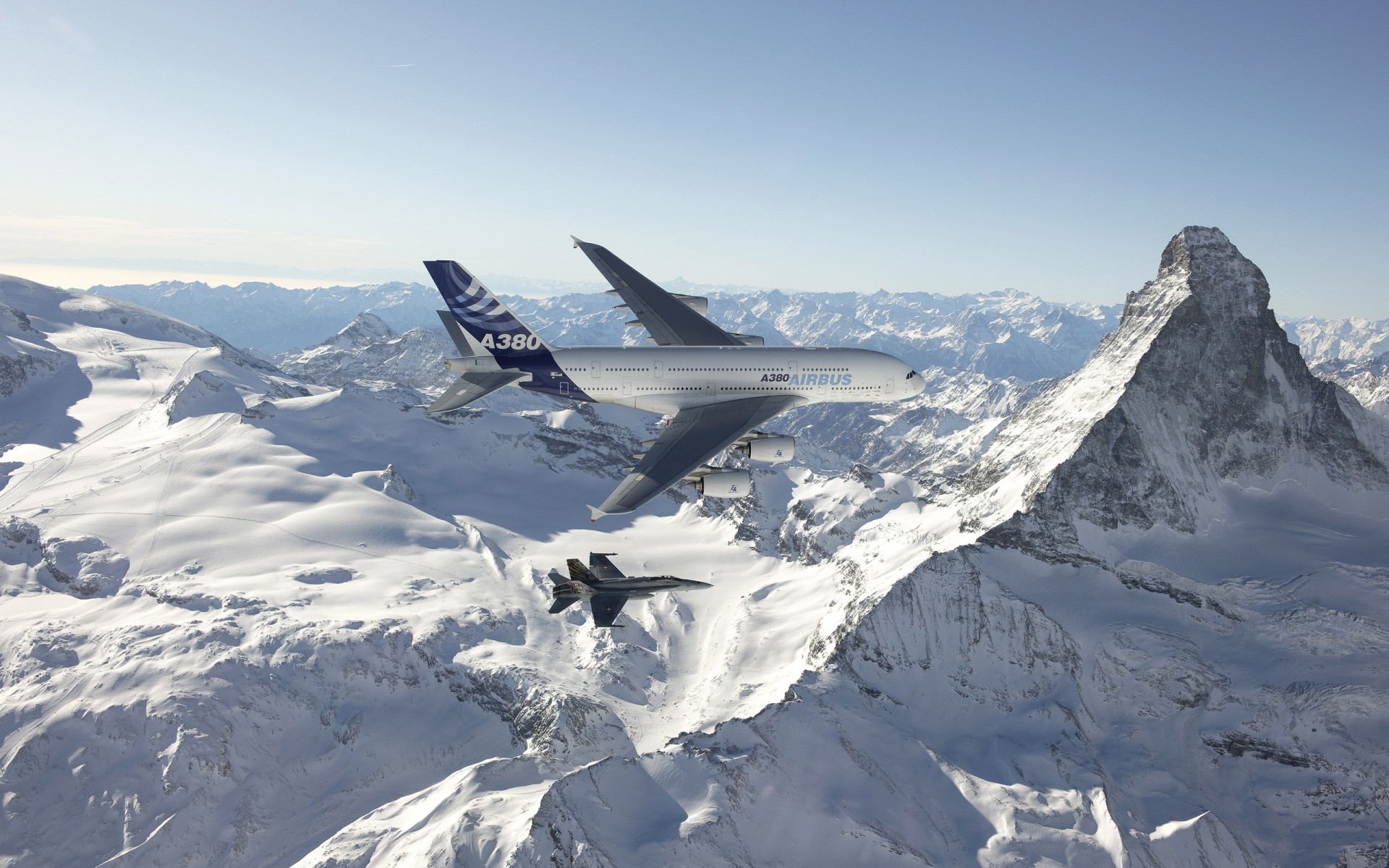 paysage neige montagnes hiver glace pic de montagne froid glacier voyage paysage altitude montagnes avion avion