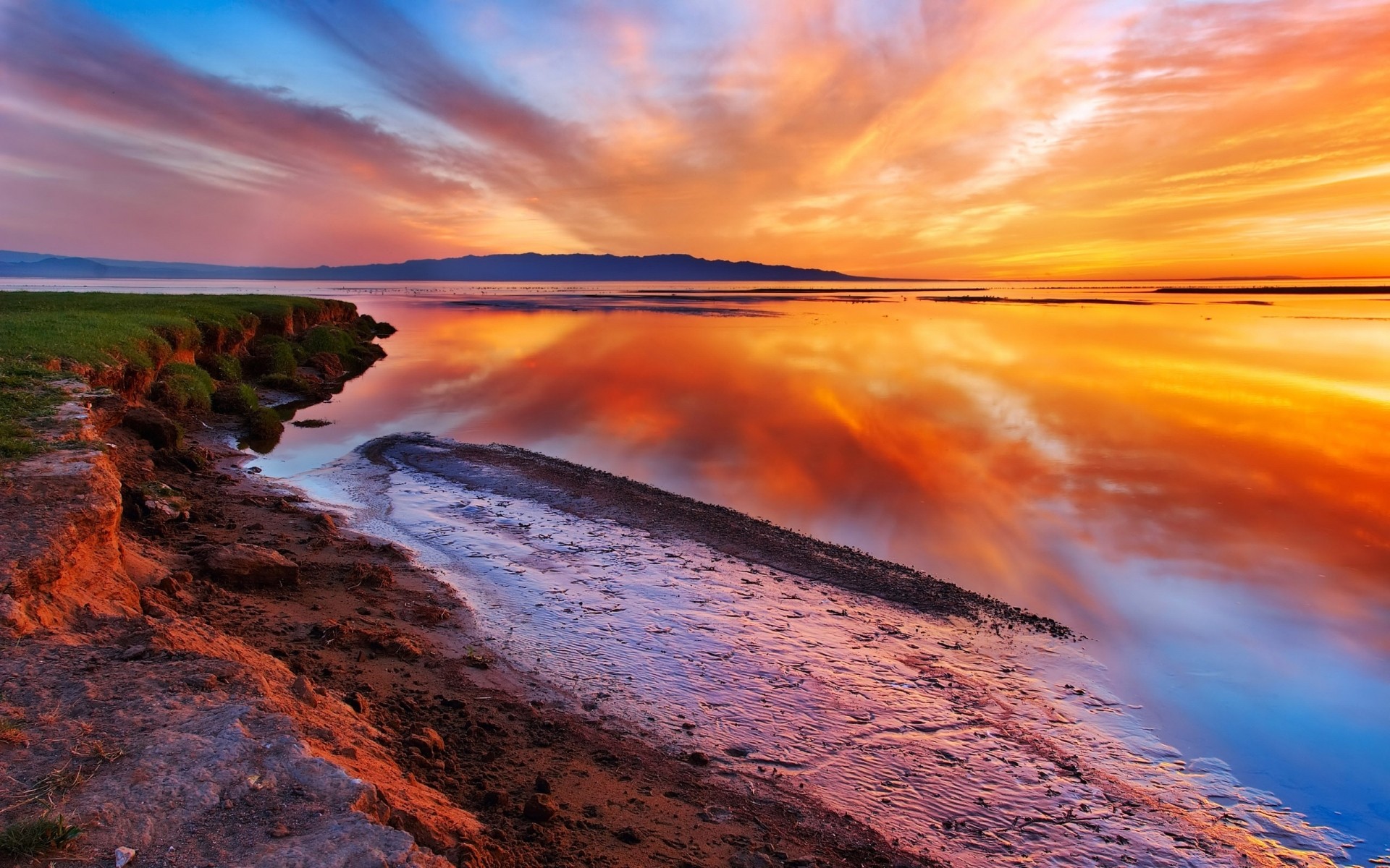 paesaggio tramonto cielo sera paesaggio crepuscolo alba viaggi acqua natura all aperto sole mare colline