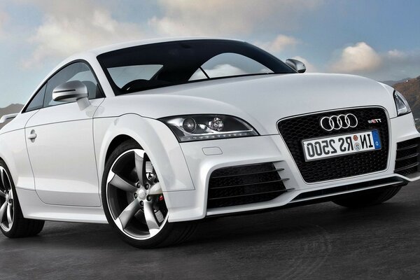 Audi TT close-up