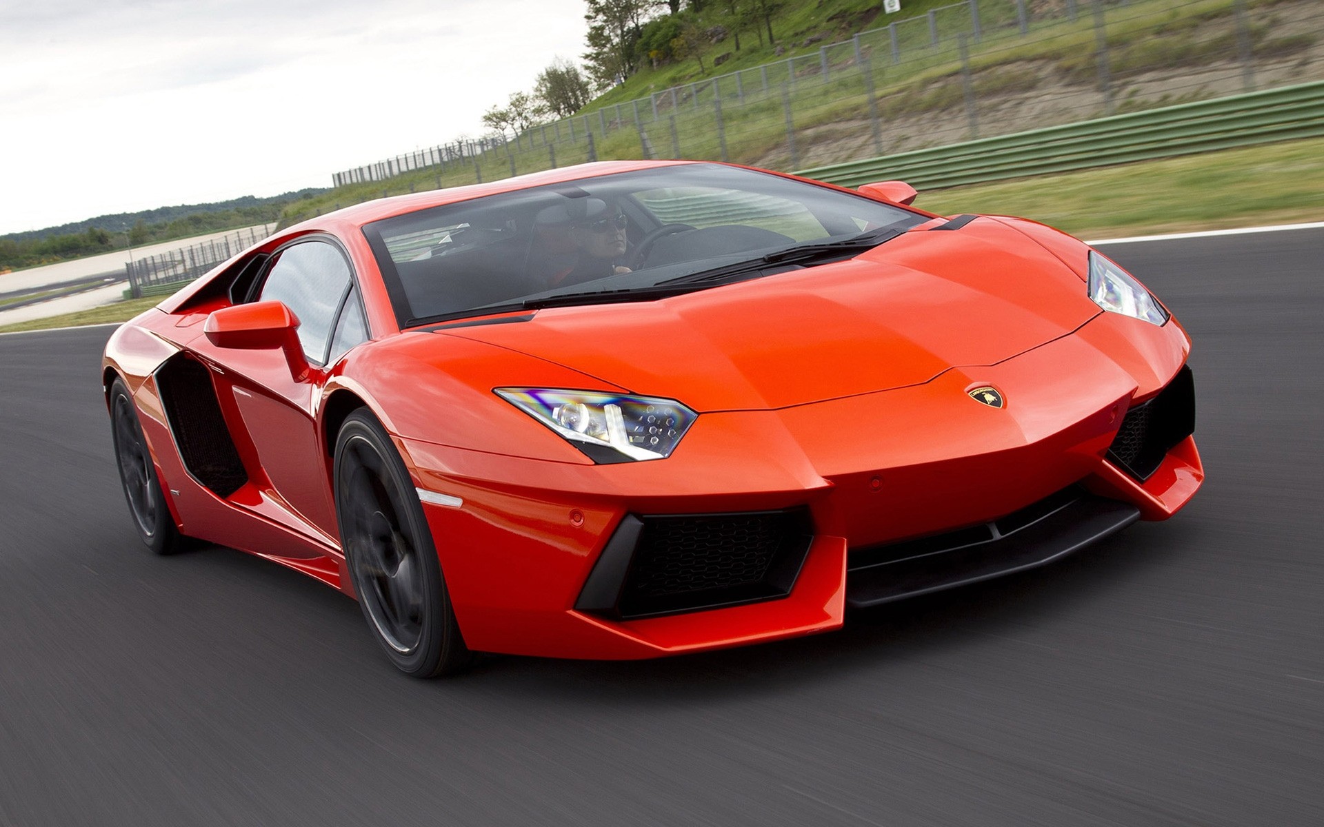 lamborghini auto auto räder schnell beeilen sie sich transportsystem automobil fahren rennen asphalt wettbewerb aktion schwarz coupé lamborghini aventador