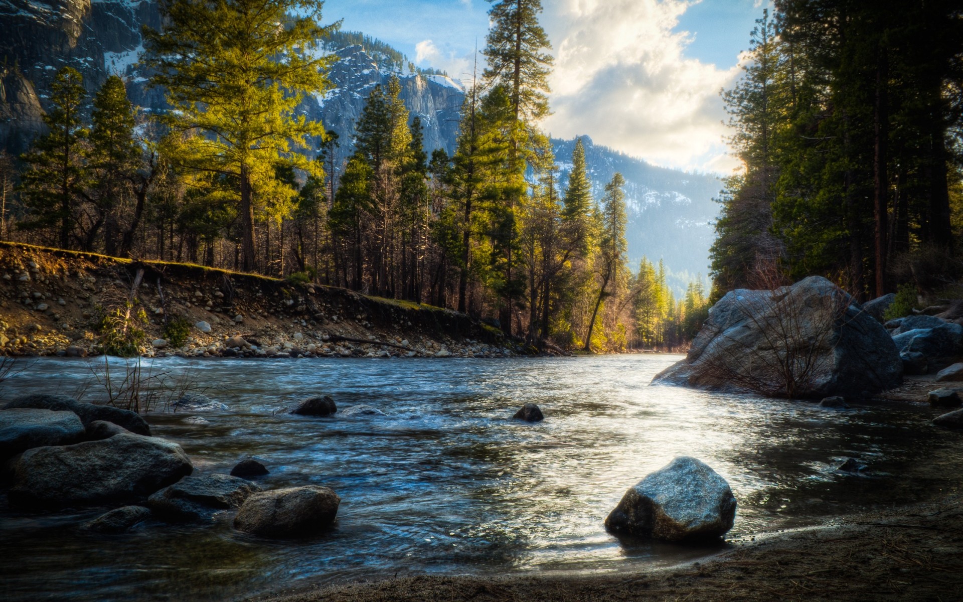 paysage eau rivière automne paysage bois nature flux rock bois à l extérieur montagnes lac voyage ruisseau scénique parc - rapids cascade environnement drch forêt parc national de yosemite