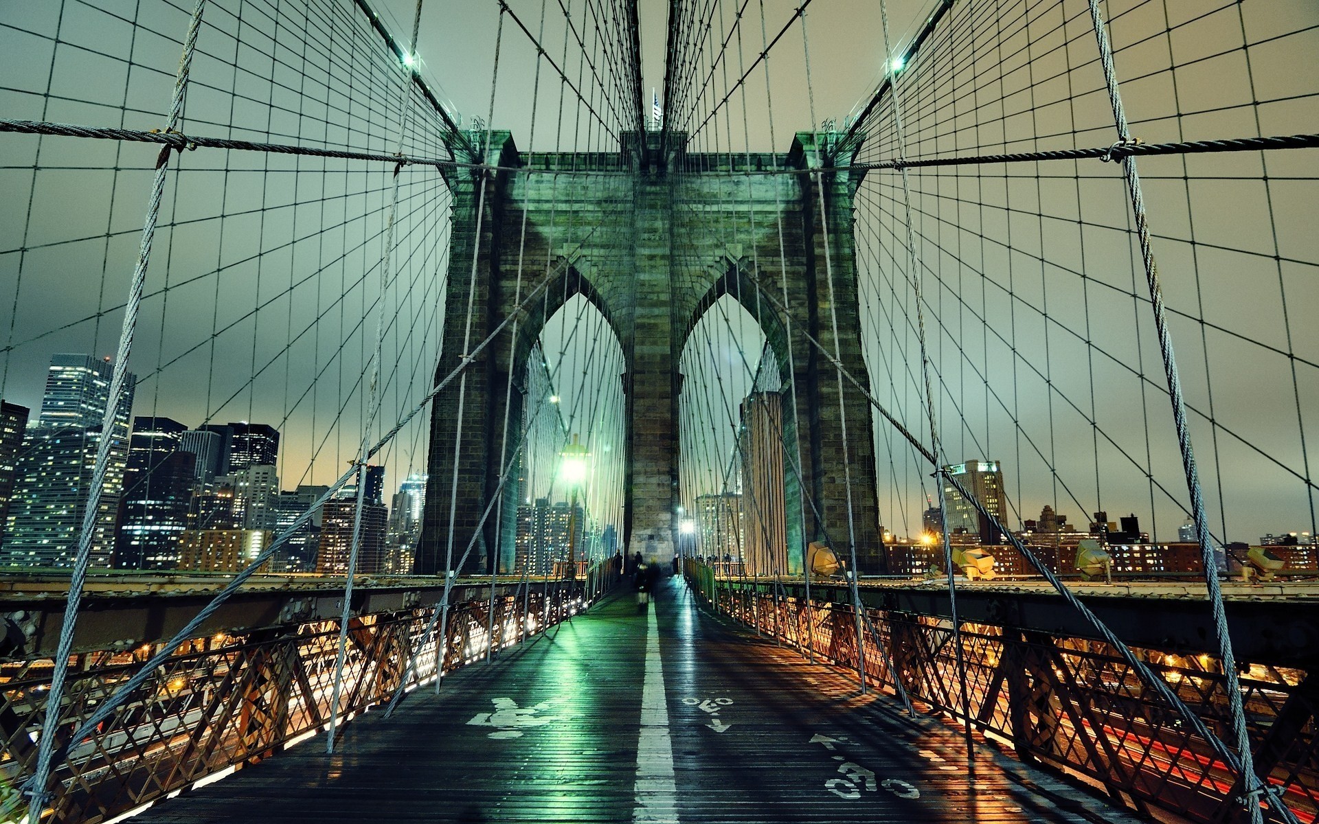 usa architektur haus reisen brücke stadt städtisch bau modern himmel transportsystem wirtschaft ausdruck stahl wahrzeichen innenstadt stadt nacht new york licht