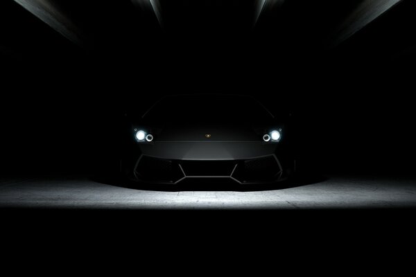 Lamborghini noir dans l espace noir